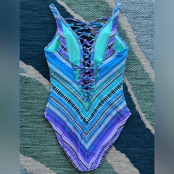 Bleu Rod Beattie - Knotty Lace Down One Piece Swimsuit - Women’s Size 8 - Picture 7 of 10